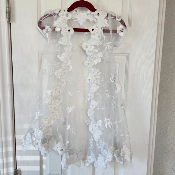 Girls White Dress Baptism Christening Gown Guardian Angel Cape Sz 2 - Picture 8 of 13